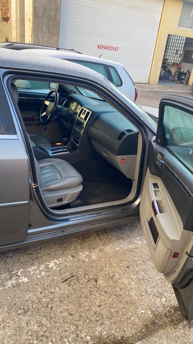 Chrysler 300c crd - 5