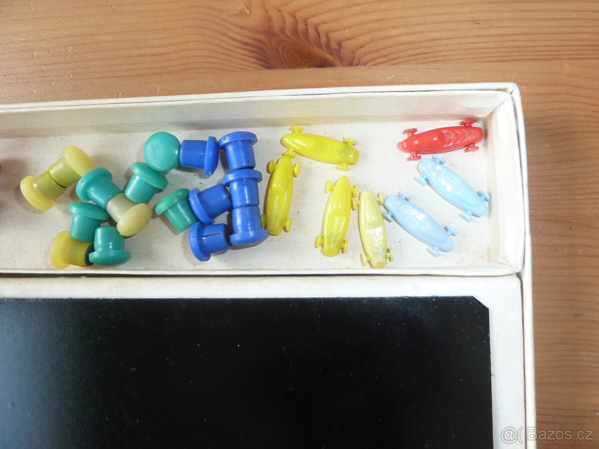 Retro hra Hry a počty s magnety Kovozávody Semily - 5