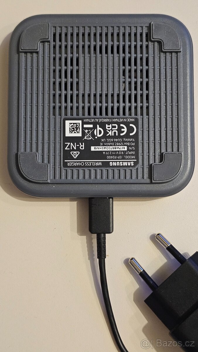 Prodám bezdrátovou nabíječku - 5