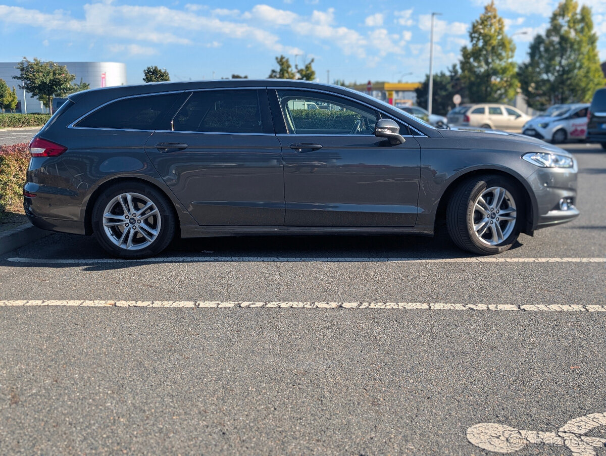 Ford Mondeo 5 facelift bez adblue, titanitým,Full LED,170xxx - 5