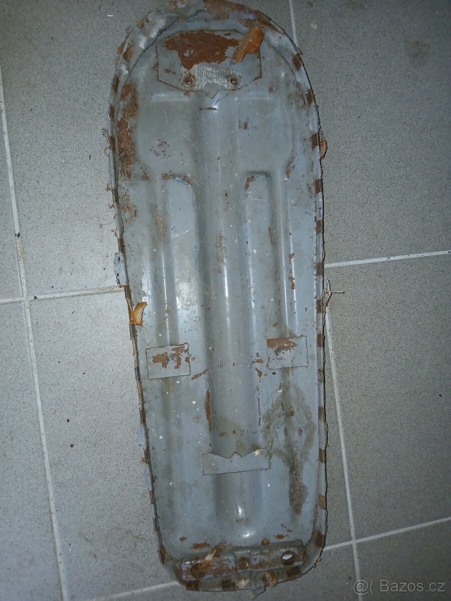 Jawa 50 pionyr - plech sedla - 5