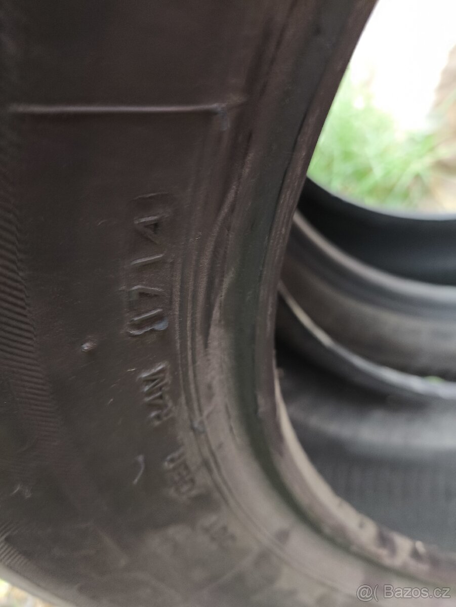 Bridgestone Dueler 215/60 R17 - 5