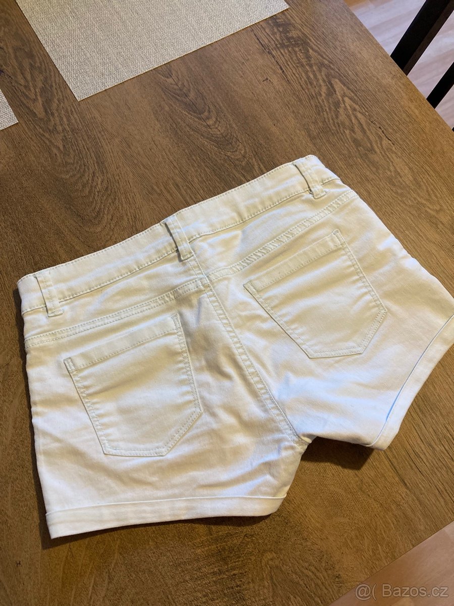 Kraťasy vel. 176 - 5