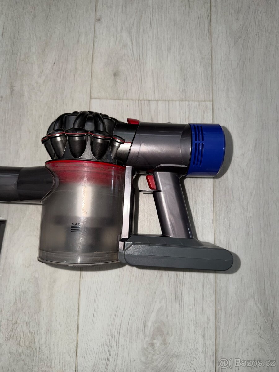 Dyson V8 MotorHead - tyčový vysavač - 5