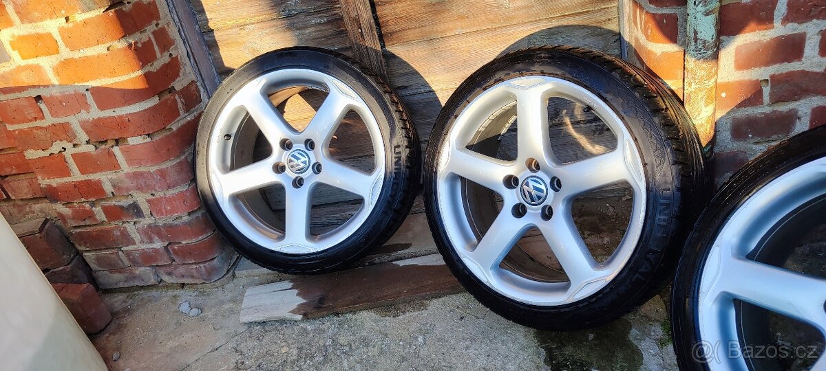 Alu Rial 225/40 R18 - 5