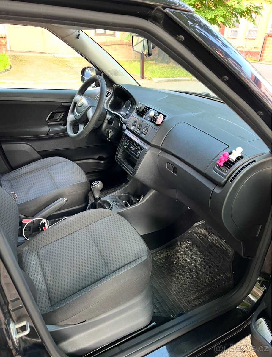 ŠKODA FABIA COMBI 1.6 DIESEL R.2010 - 5