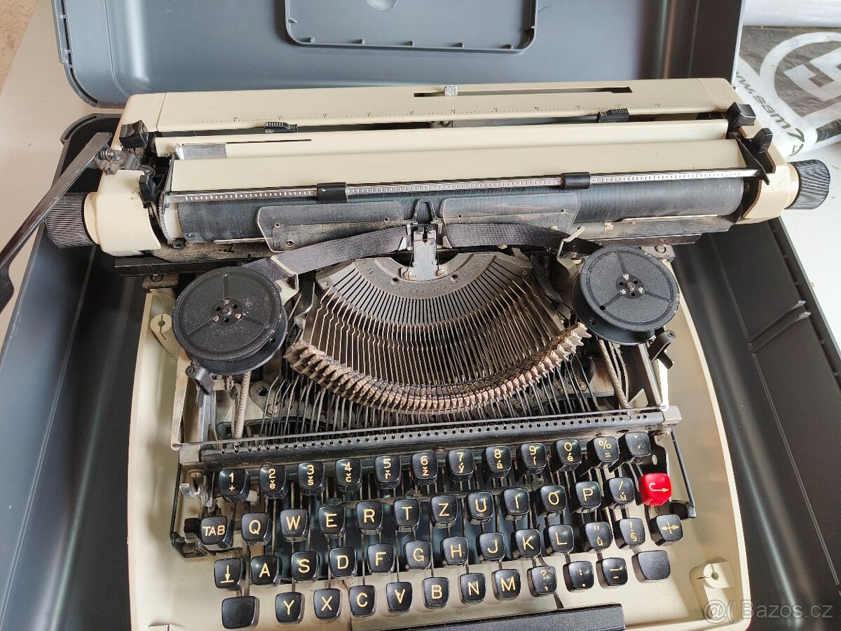 Psací stroj CONSUL 2226 - 5