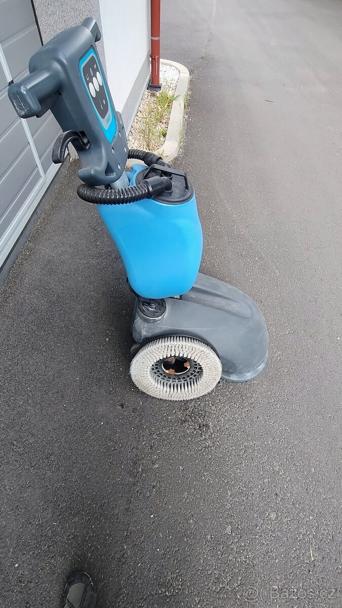 podlahový mycí stroj Fimap Genie - 5