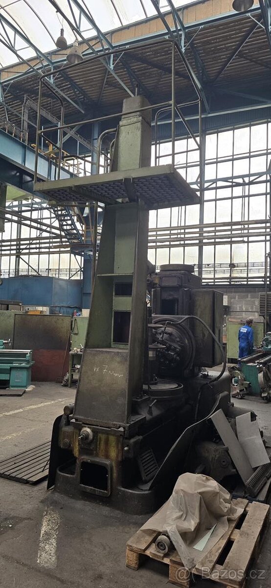 Odvalovací frézka TOS FO-10 - 5