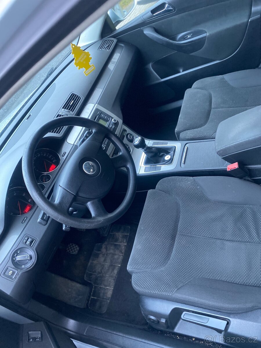 Volkswagen Passat 1.9 tdi 77w - 5