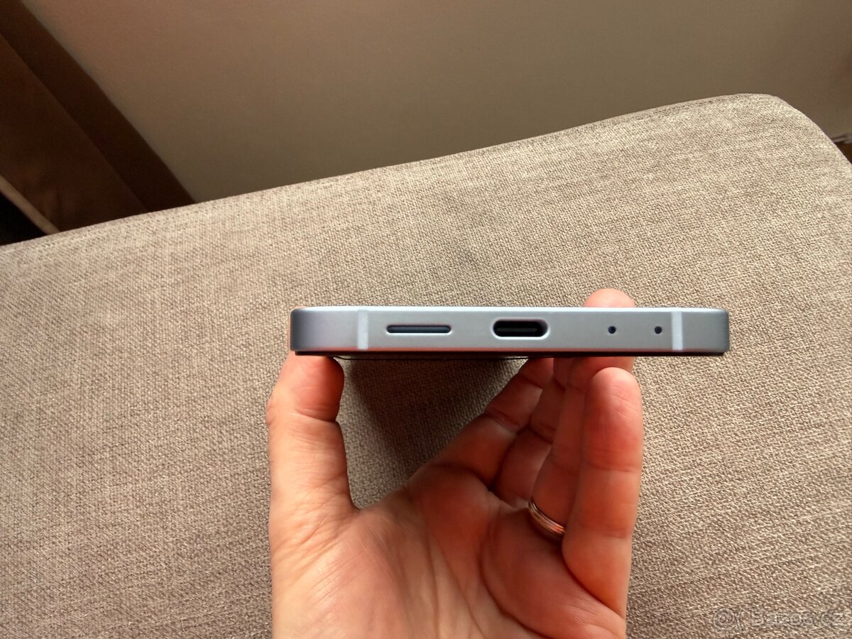 Samsung Galaxy Z Flip 6 12/512Gb z a iPhone - 5