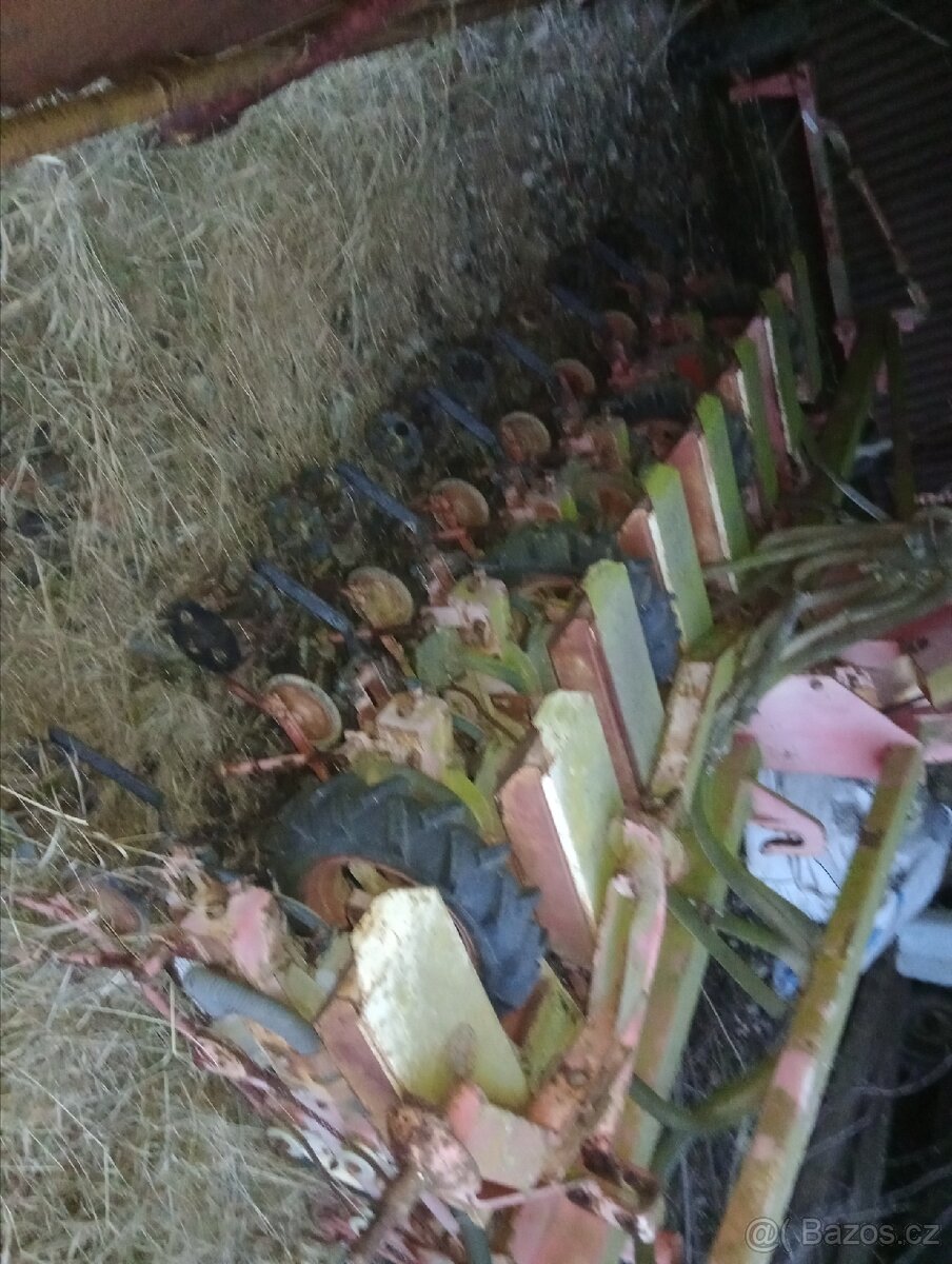 Prodám seci stroj Harmonia - 5