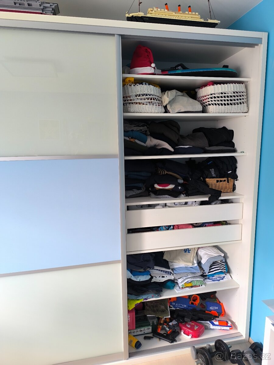 Prodej skříně s knihovnou - 5