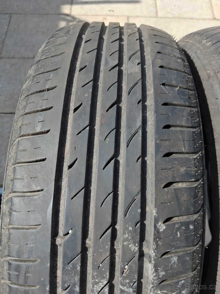 Letni pneu 215/60 R16 - 5