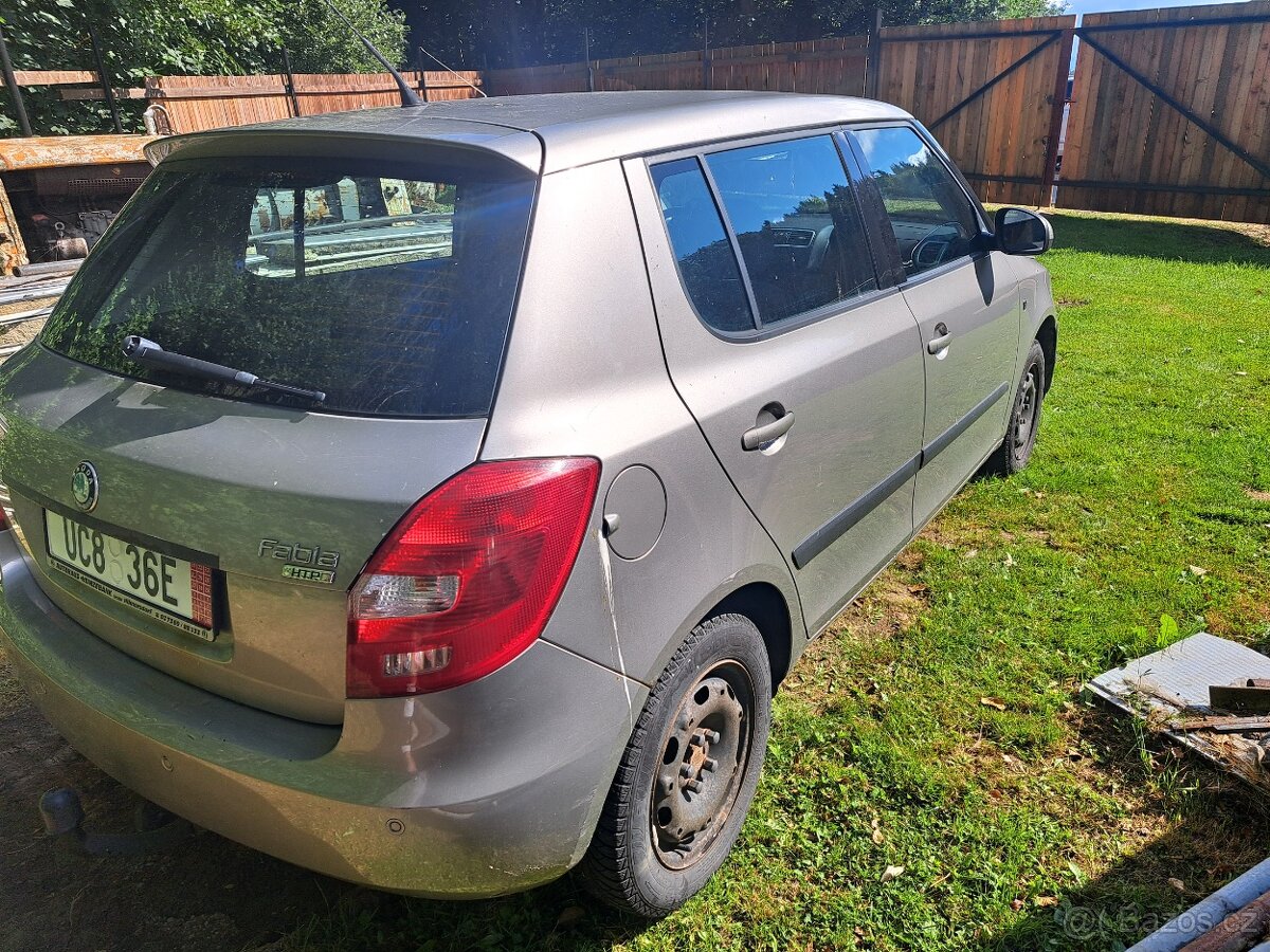 Škoda Fabia 2 - 5