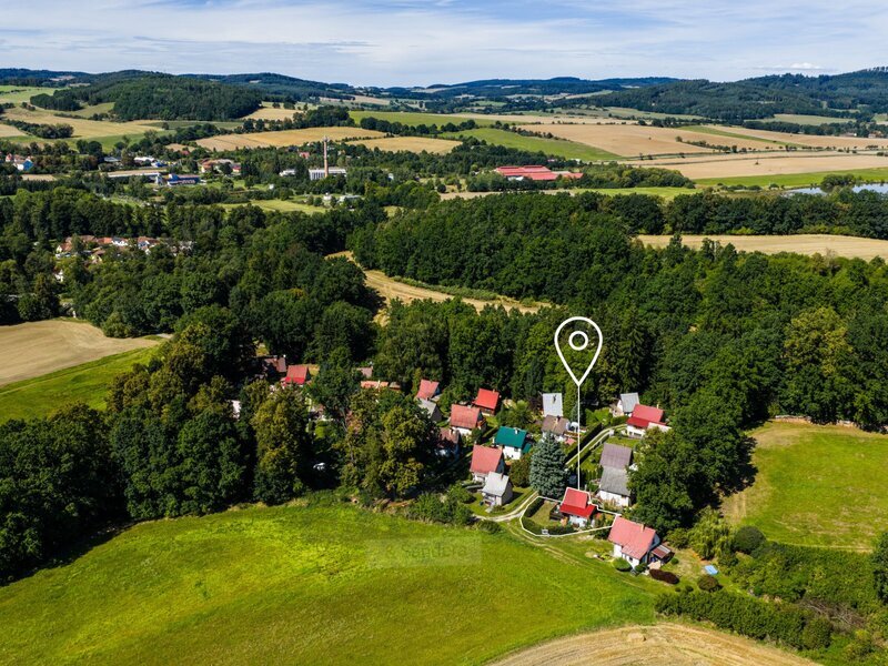 Prodej kompletně rekonstruované chaty s prostorným pozemkem, - 5