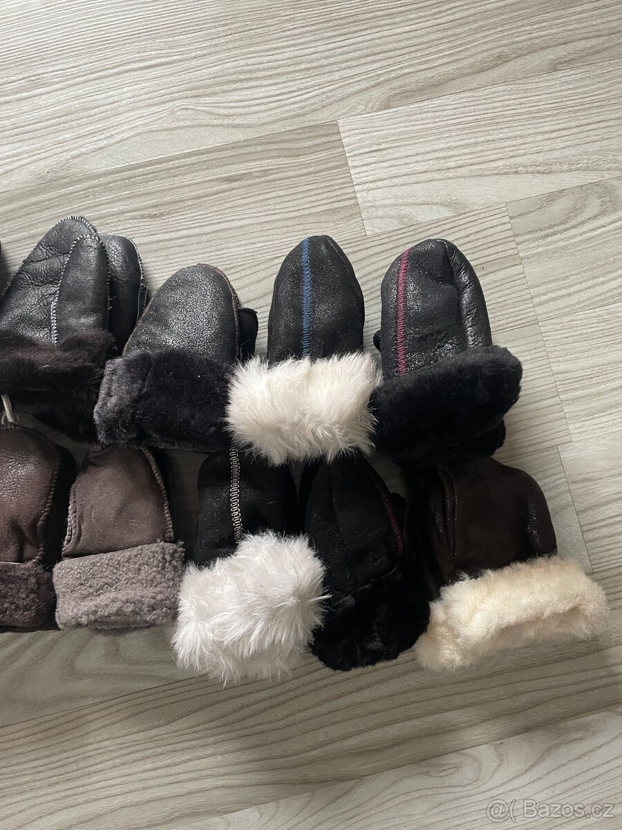 Nové, dětské rukavice s kožíškem. Pův.cena 290,- - 5