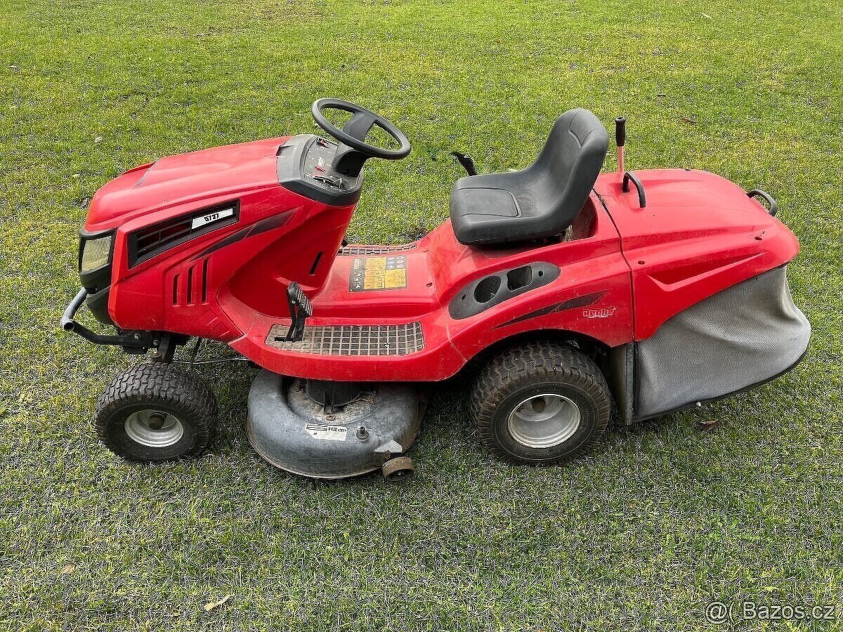 sekačka traktor Hecht 5727 - 5