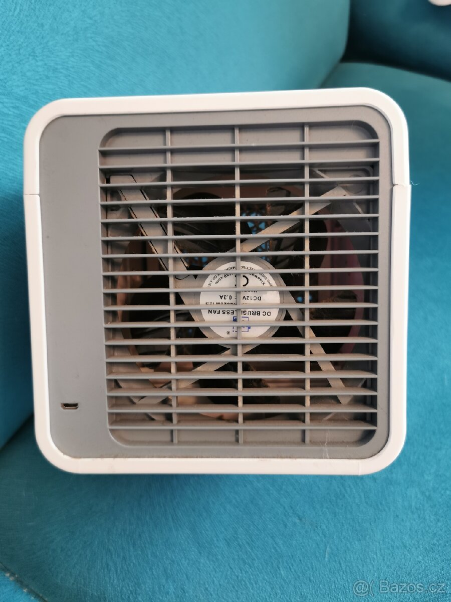 Stolní vodní ventilátor - 5