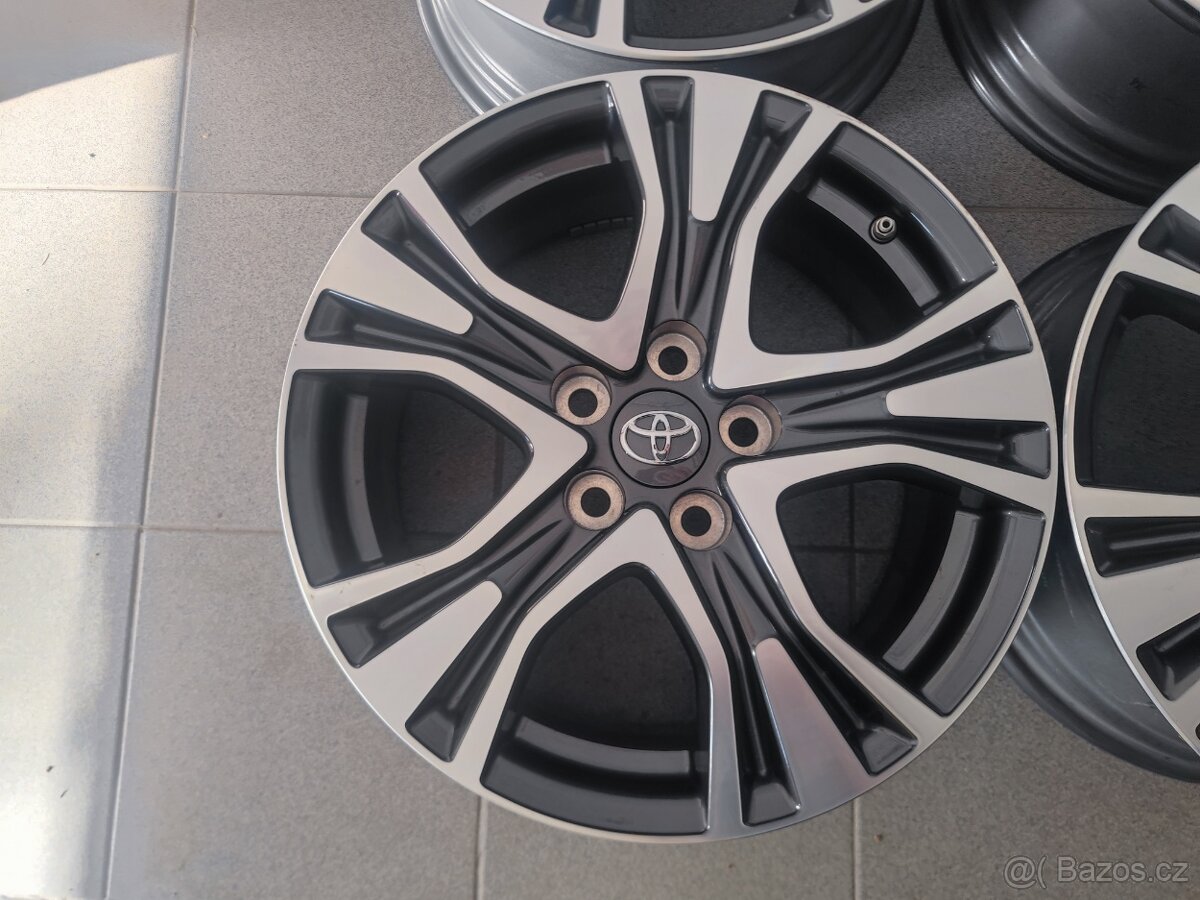 Kola 5x114,3 R17 nepouzite Toyota - 5