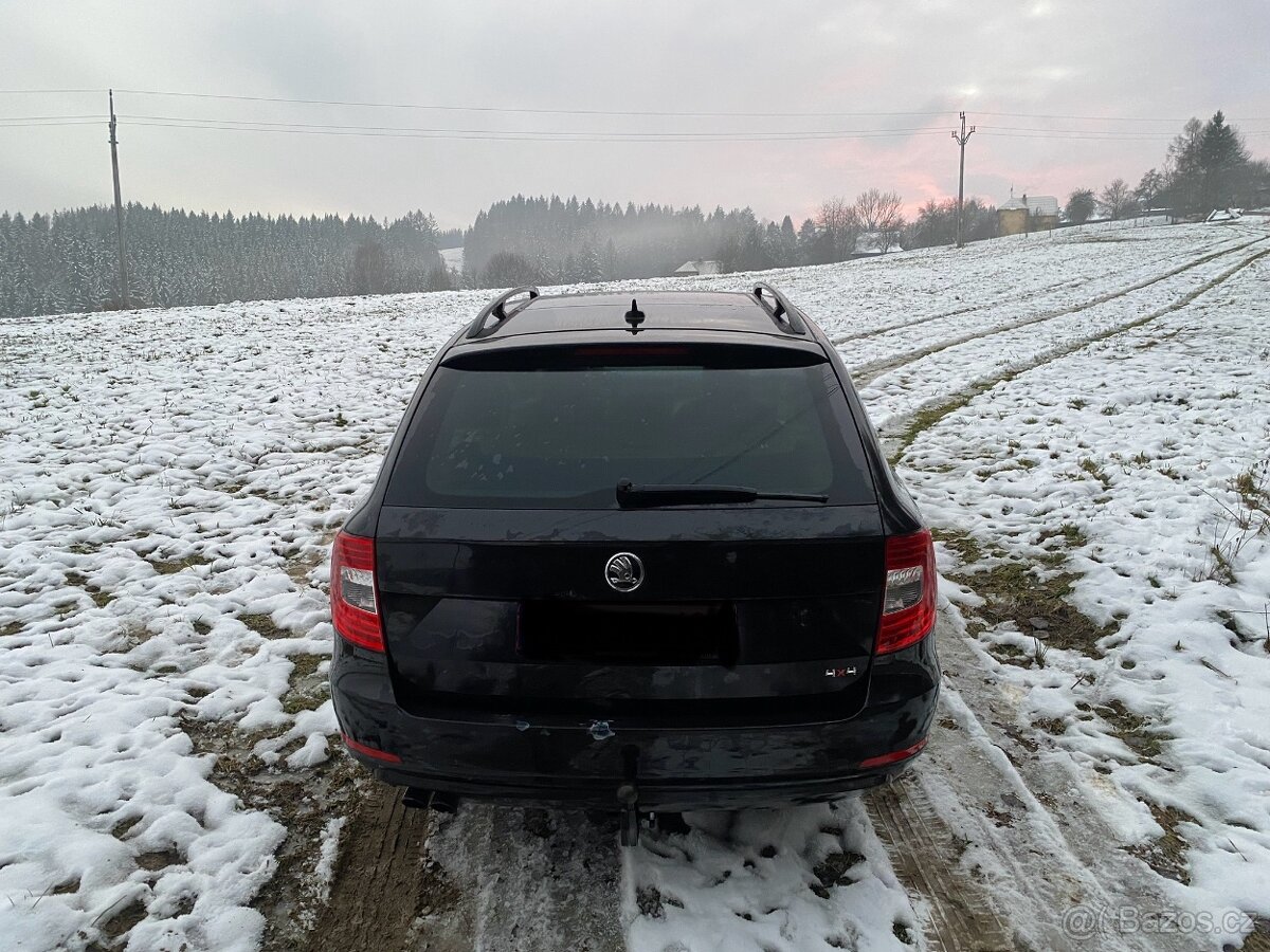 Škoda Superb Combi 4x4 DSG Laurin&Klement - 5