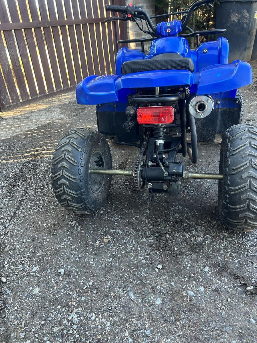 Prodám čtyřkolku Hummer125 El startér,automat, zpátečka, min