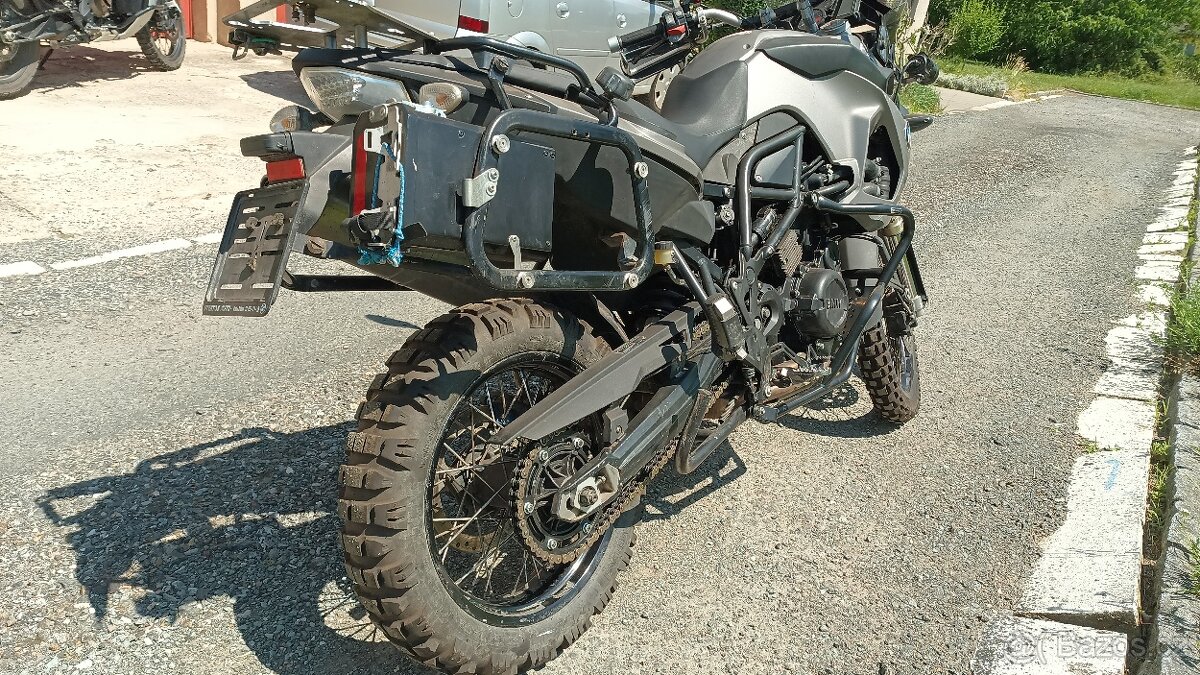 BMW F 800 GS, dva motory, TOP výbava