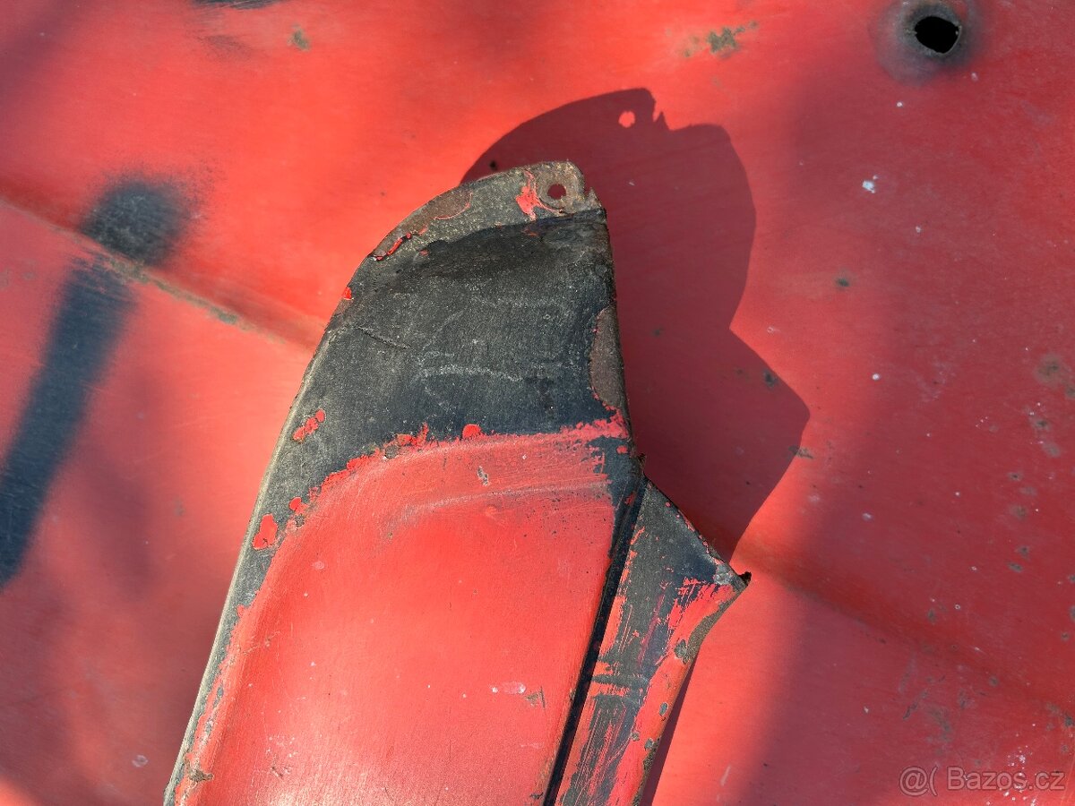 Zadní blatníky Škoda 100 - 5