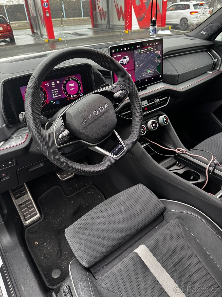 Škoda Kodiaq 2025 Sportline 4x4 - 5