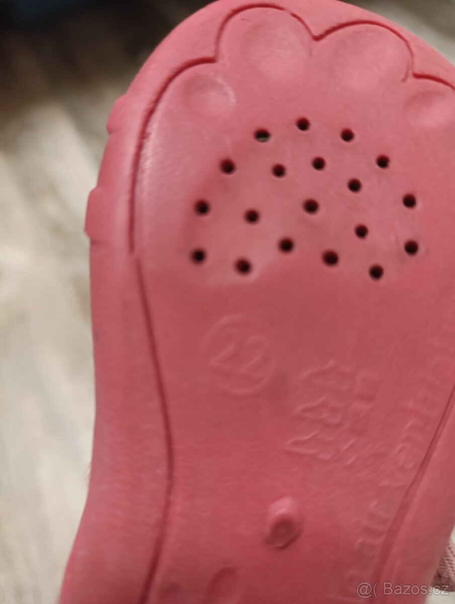 BAŤA přezůvky/bačkůrky, vel. 22 - 5