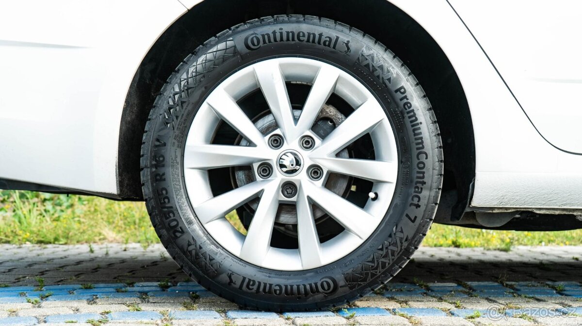 Škoda Octavia Combi 1.6 TDI Style DSG - 5