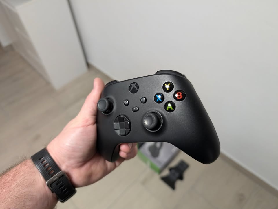 Microsoft Xbox Series X 1TB SSD - 5