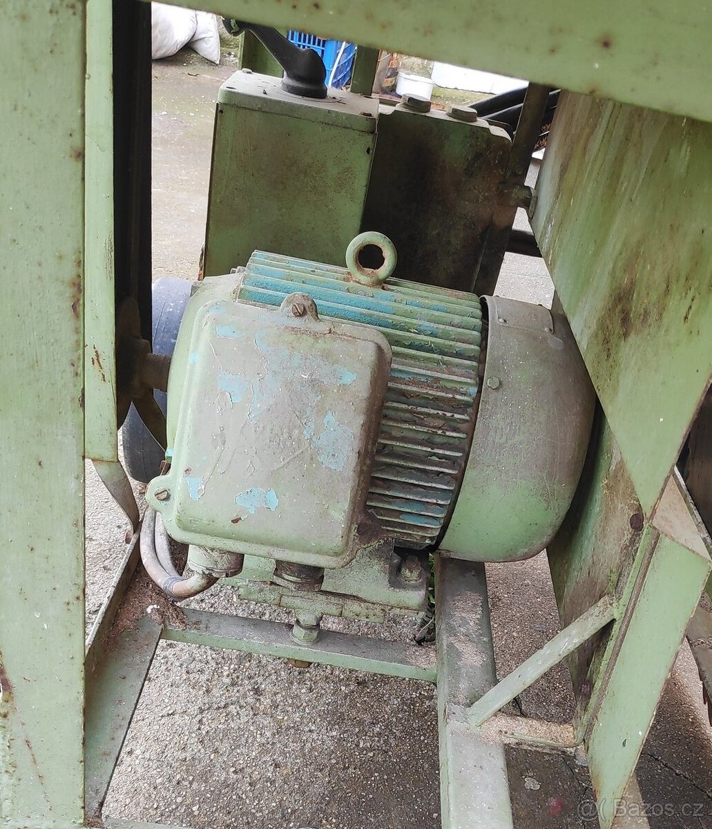 Funkční stolní pila 6 kW - 5