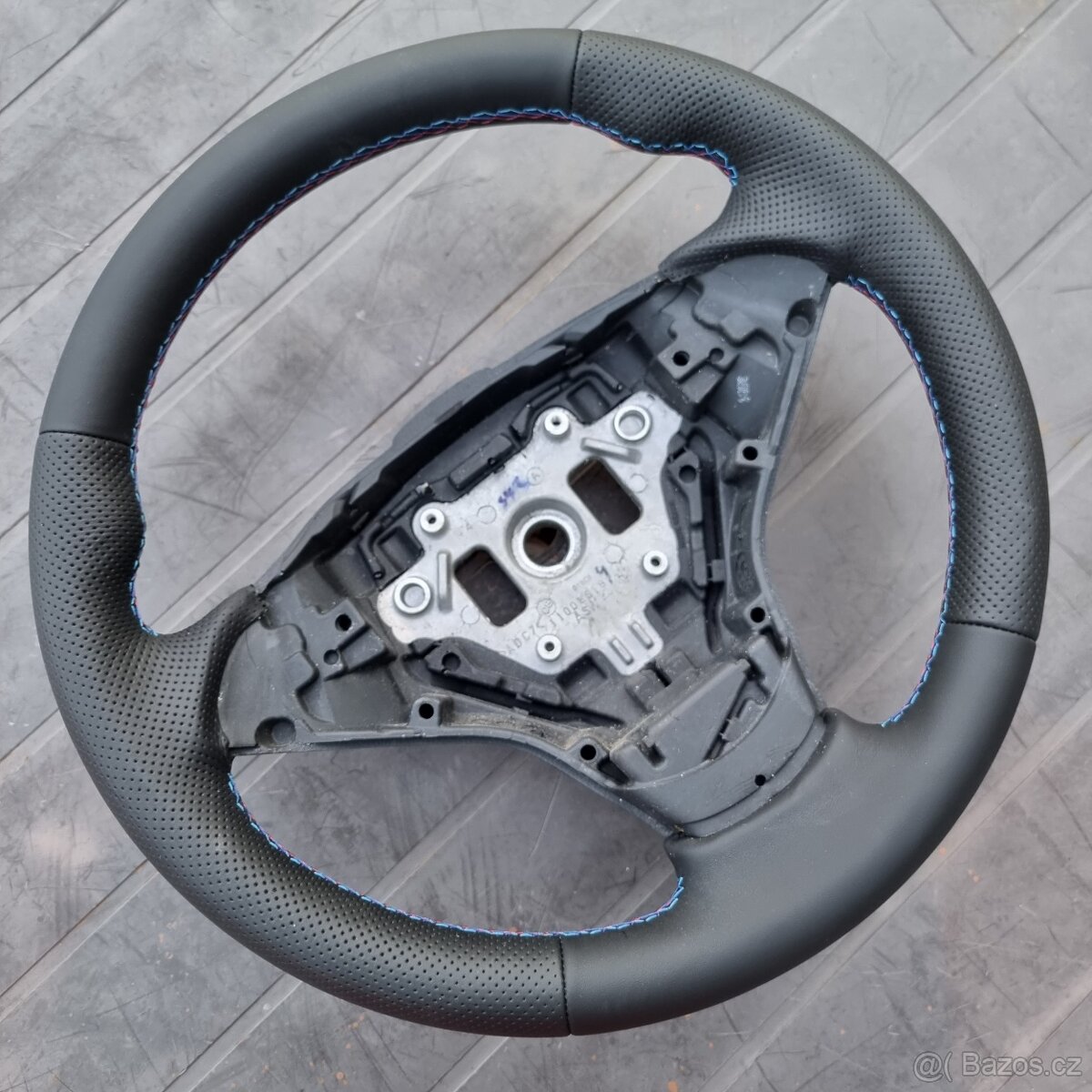 Bmw 5 E60, E61 nový kožený volant - 5