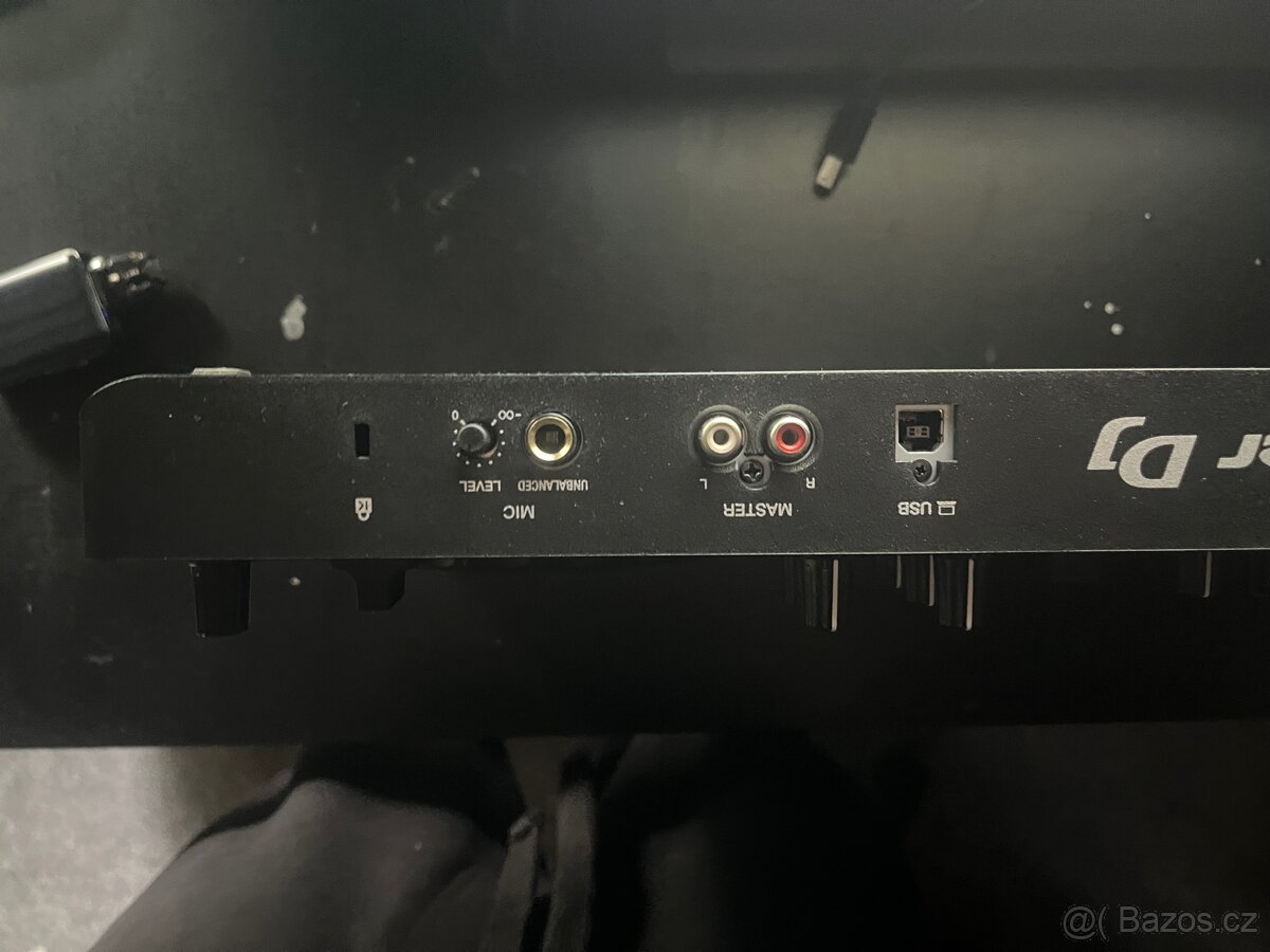 DDJ-REV1 controller - 5