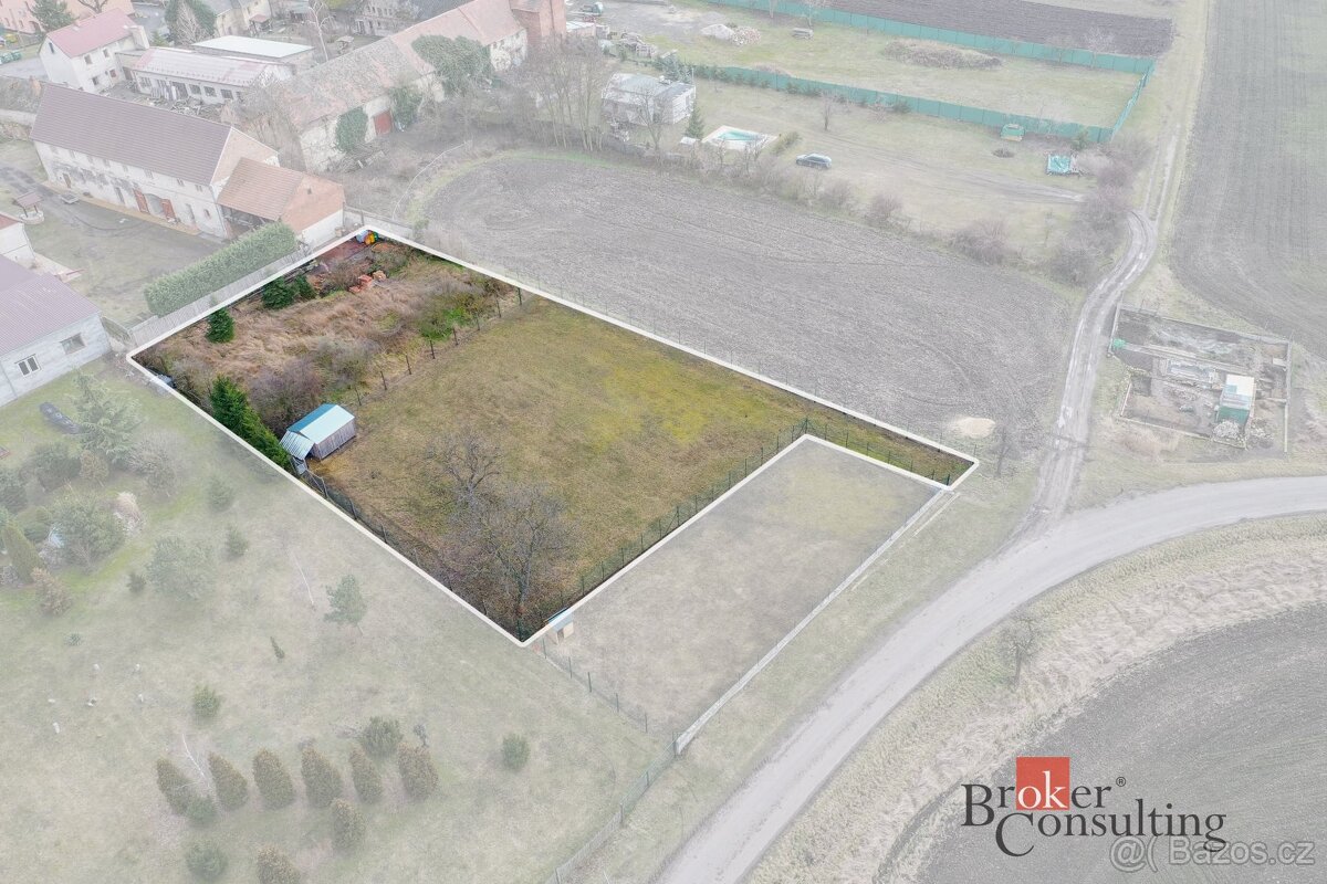 Prodej, pozemky/bydlení, 1985 m², Louny, Louny [ID 81412] – pohled 5
