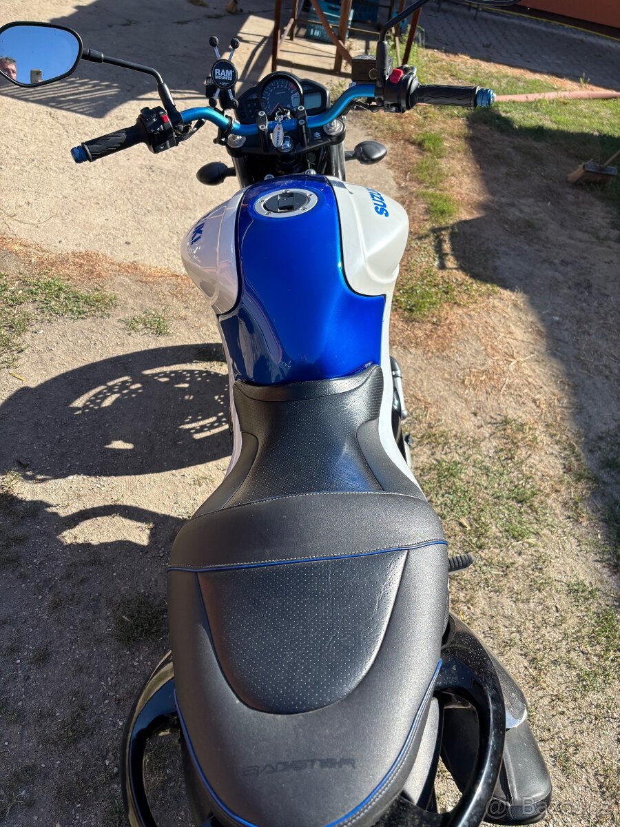 Suzuki SFV 650 Gladius - 5