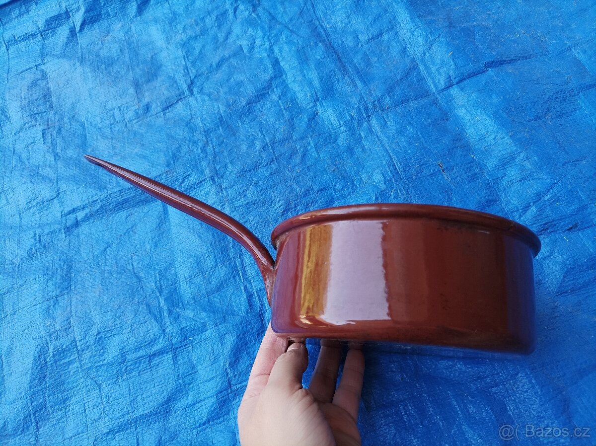 Smaltovaný červenohnědý rendlík - 5