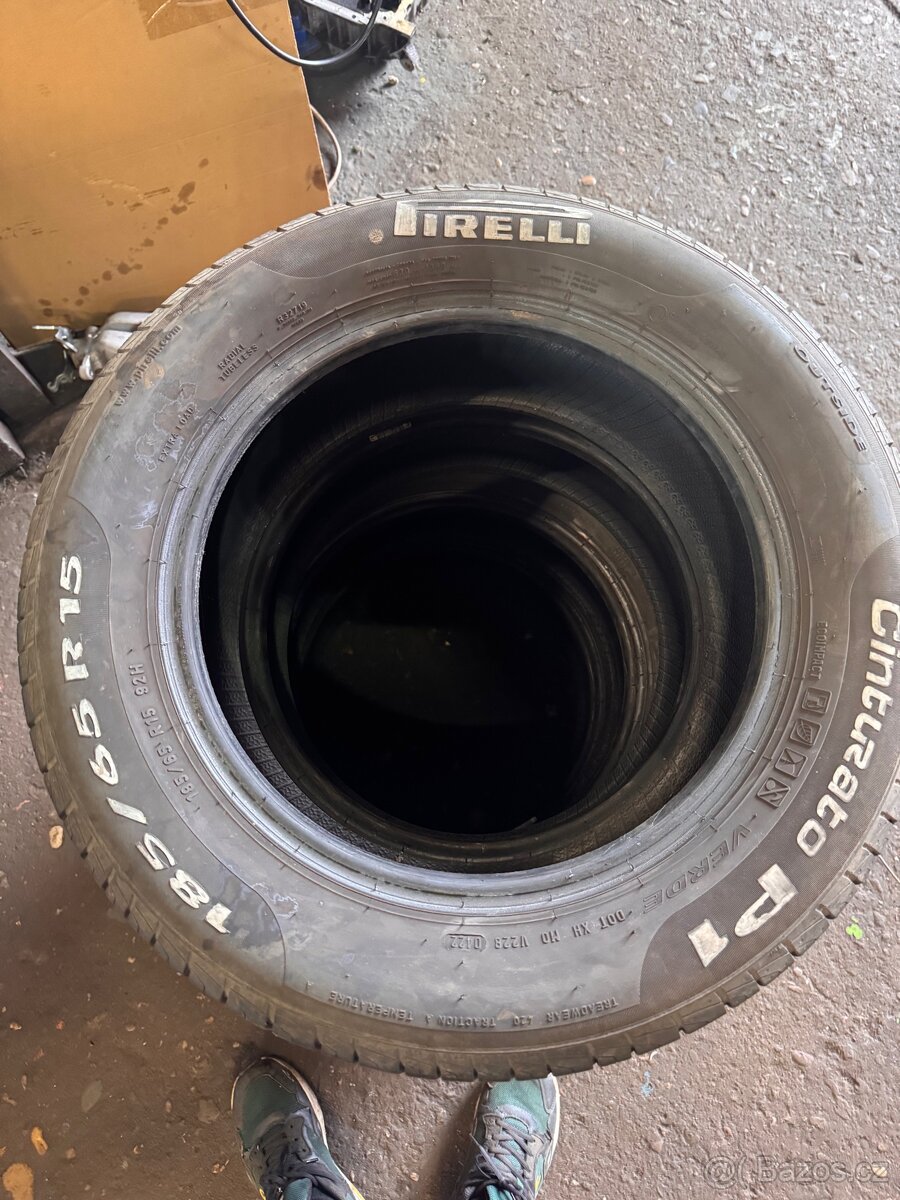185/65r15 - 5