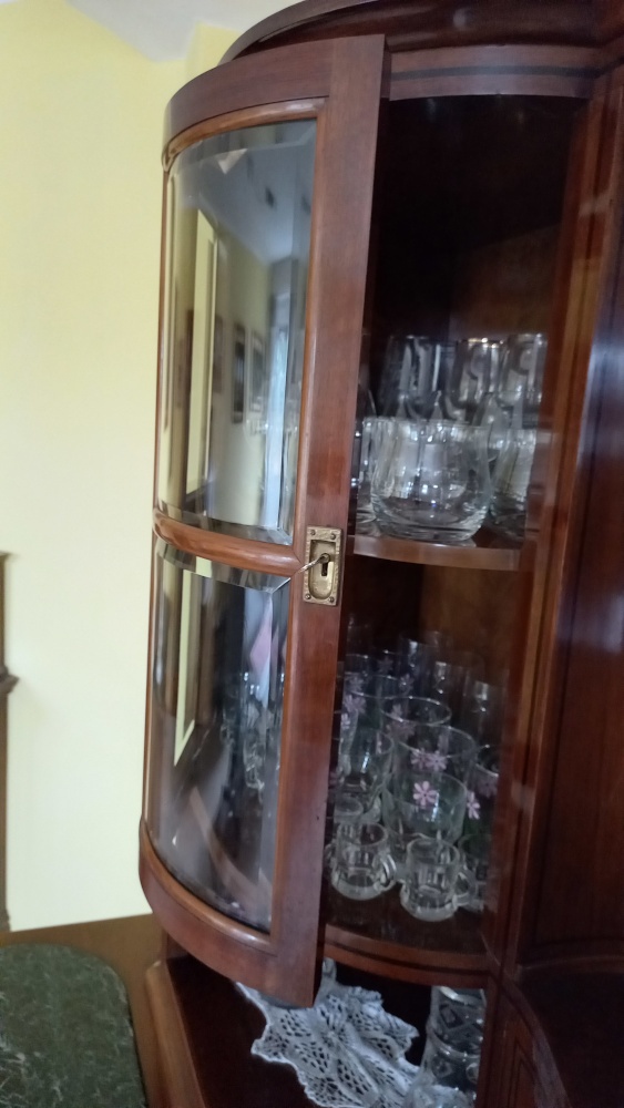 Starožitný nábytek-jídelna (intarzie, mramor,rozkládací stůl - 5