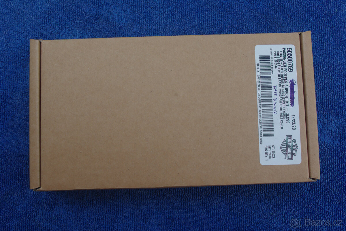 Prodám sedlo, dvojsedlo, sedlo spolujezdce Harley Davidson - 5