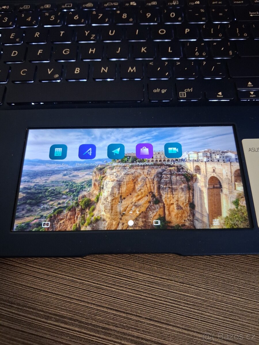 Asus UX534FTC-A8358T - 5