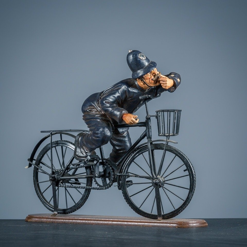 POLICISTA NA KOLE, KOLO, POLICIE - 5