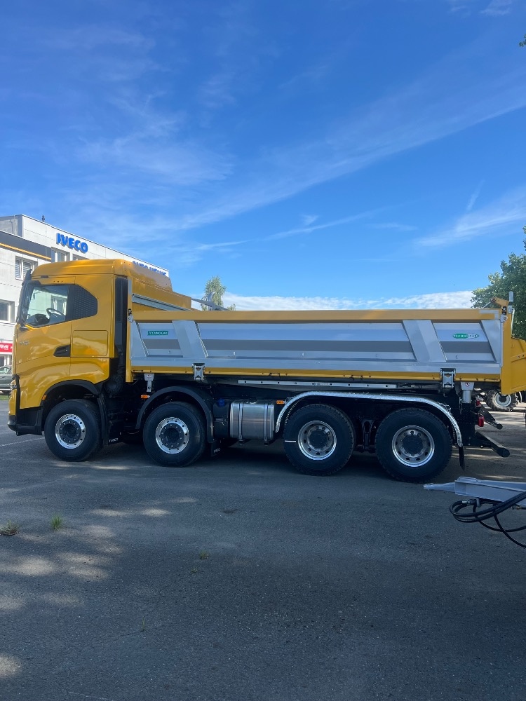 IVECO AS360X50Z/P HR ON+ sklápěcí nástavba TSK2 - 5