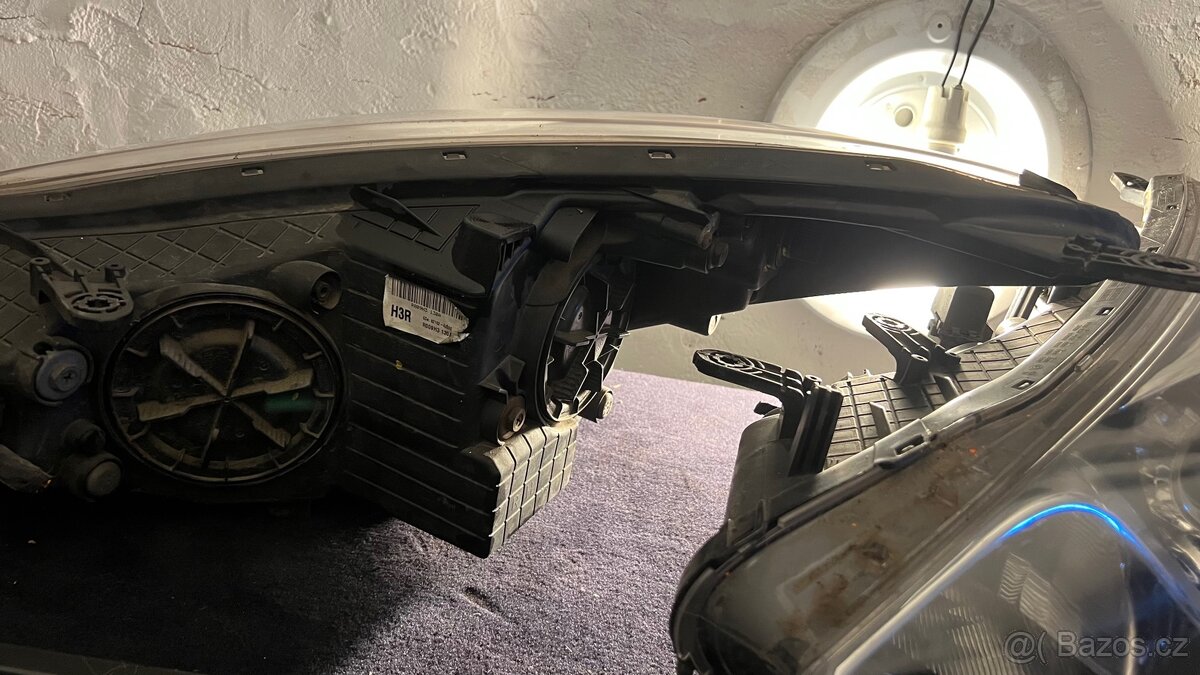 Hyundai i30 přední světla - 5