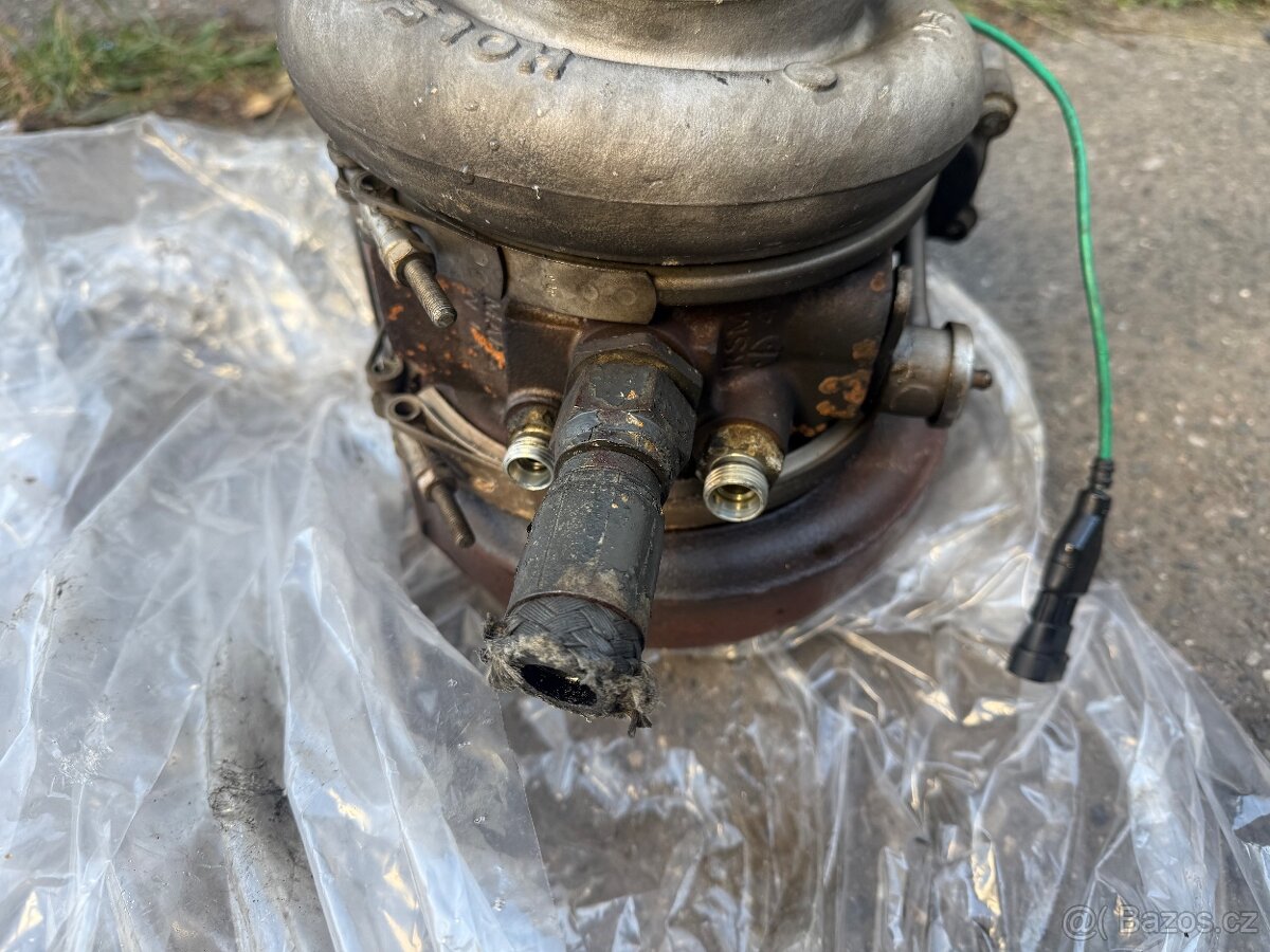 Turbo Crossway E4 a 5, Karosa, repas - 5