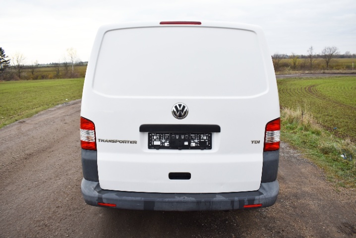 VOLKSWAGEN TRANSPORTER 2,0TDI 300 520 KM,AC,TAŽNÉ,TOP - 5