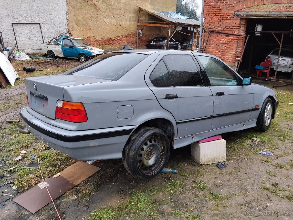 BMW E36 320i - 5