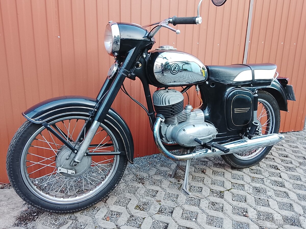 ČZ 250/475 Sport - 5