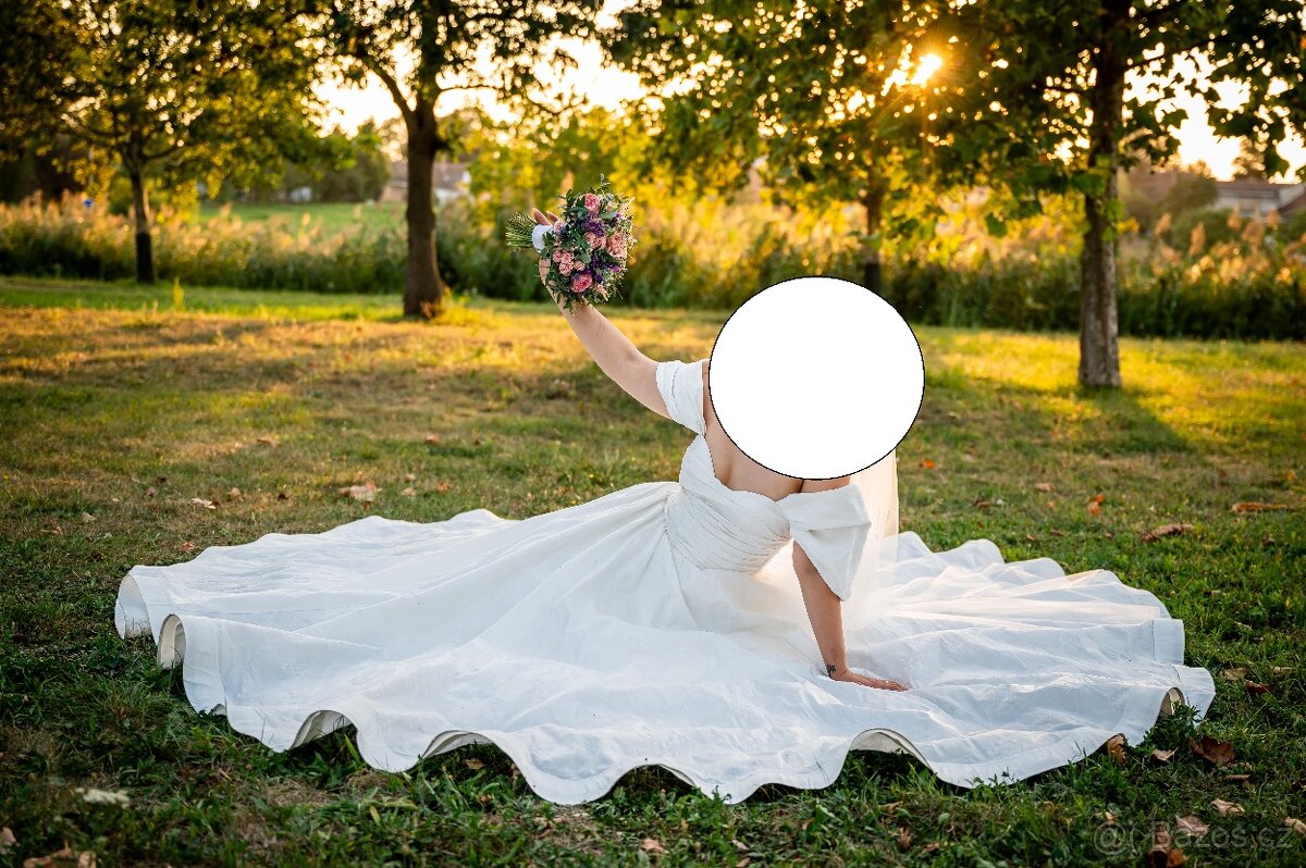 Svatební šaty žakár - 5